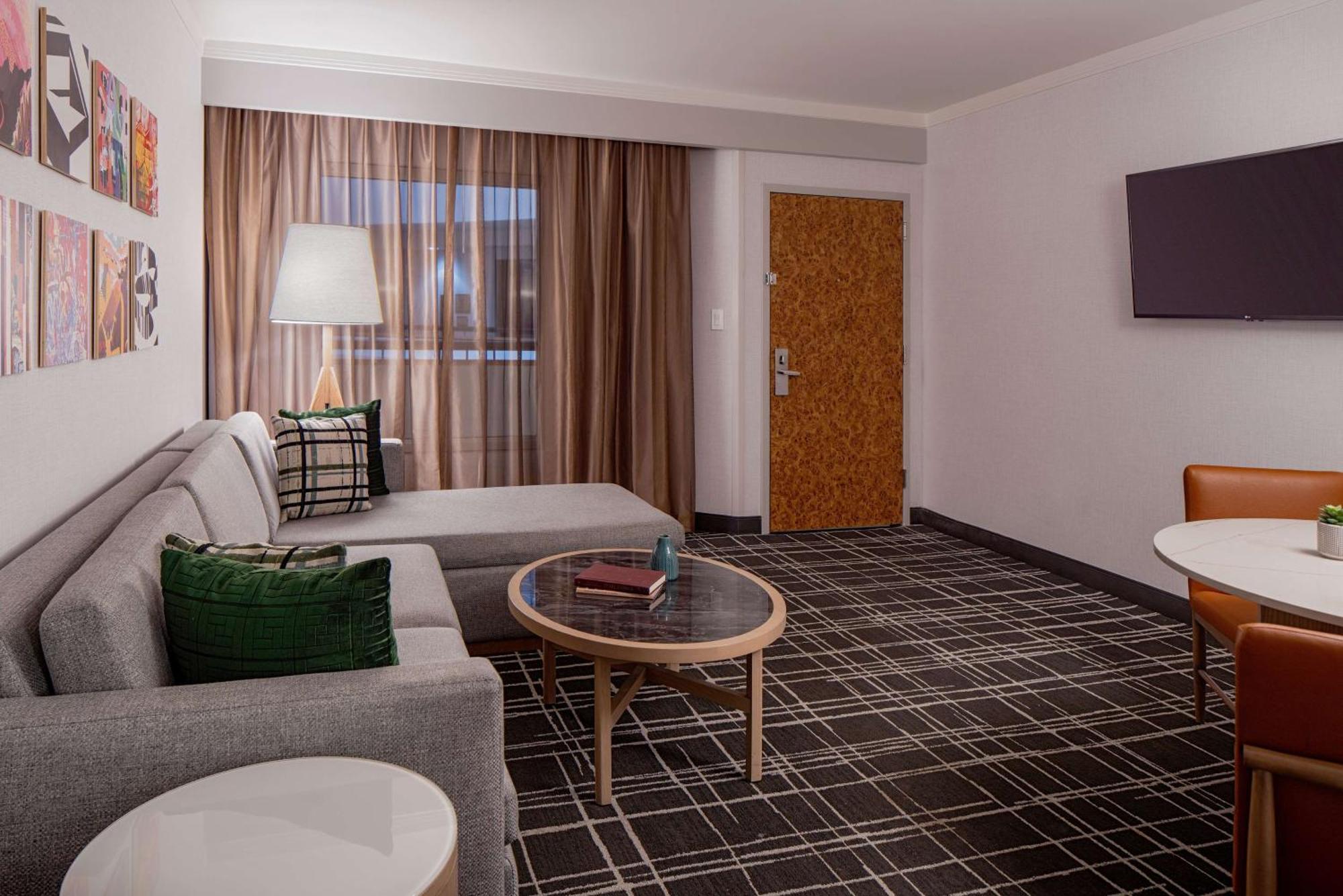 Hotel Doubletree By Hilton Salt 3*
