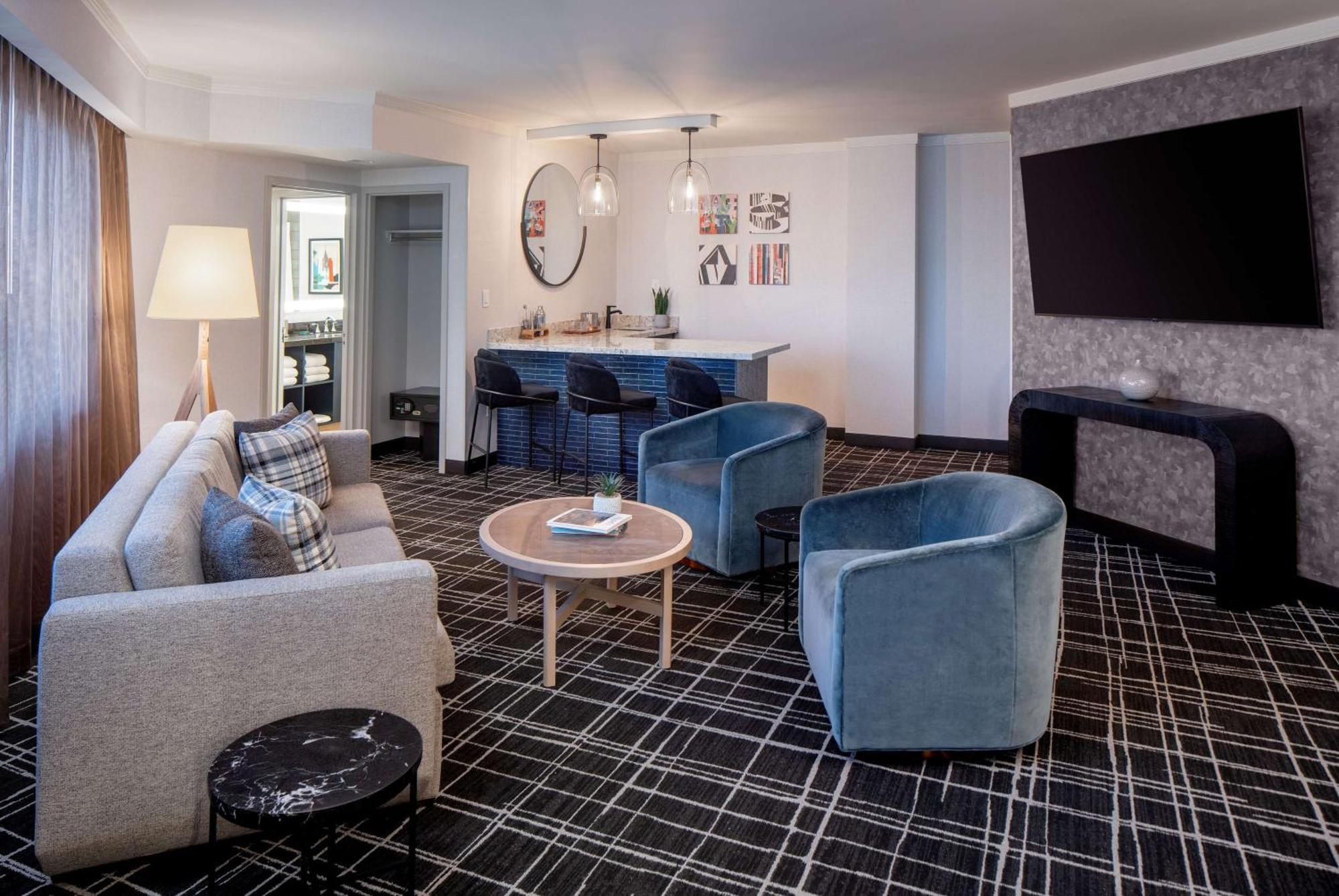Doubletree By Hilton Salt