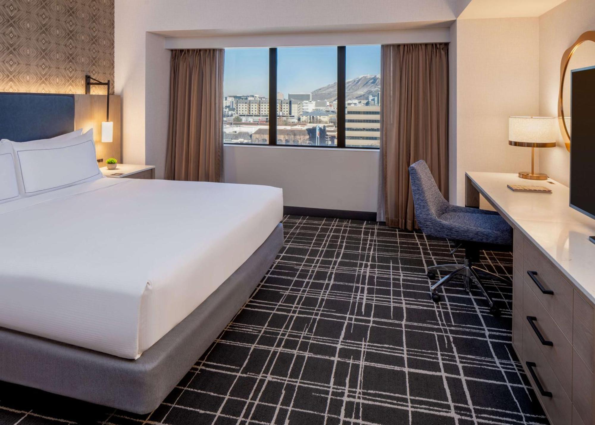 Hotel Doubletree By Hilton Salt